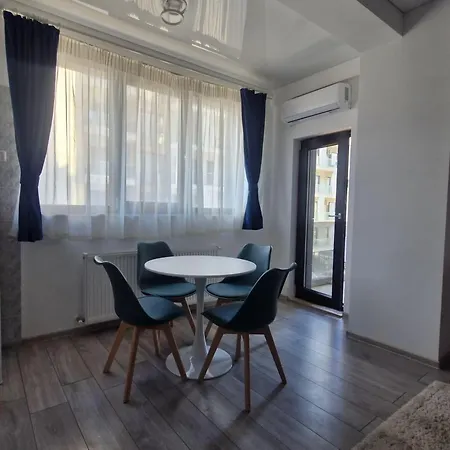 Dxn Luxury 3 Lägenhet Năvodari